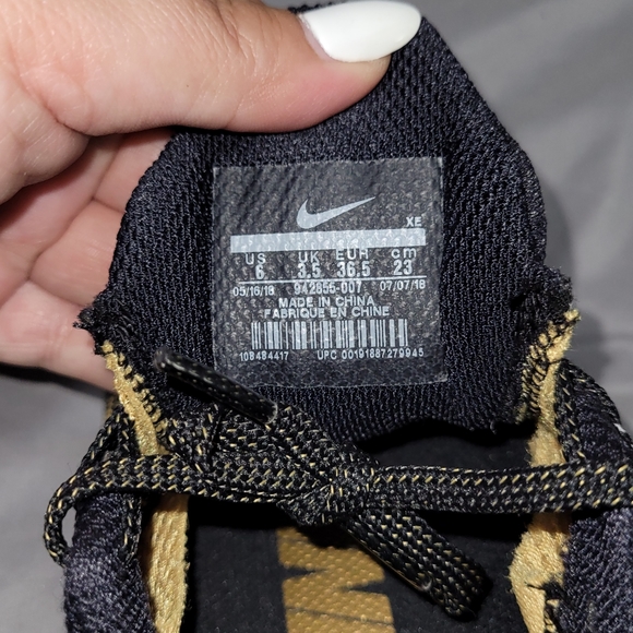 Nike running shoes - Picture 3 of 4